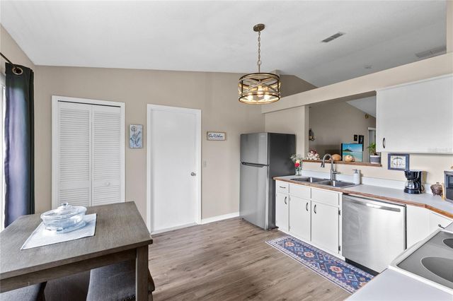 1098 LAMPLIGHTER AVENUE, Deltona, FL 32725