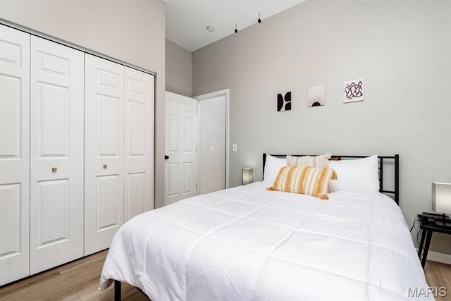 2608 S 11th Street, St Louis, MO 63118