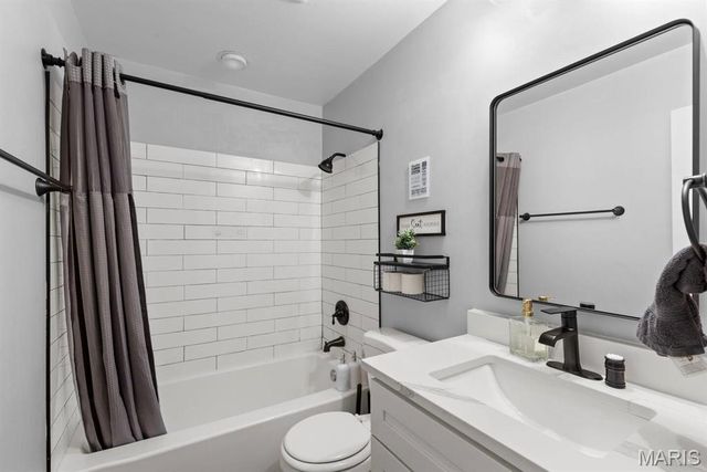 2608 S 11th Street, St Louis, MO 63118