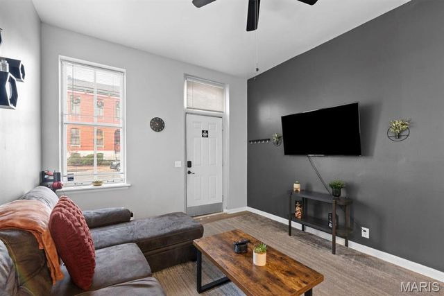 2608 S 11th Street, St Louis, MO 63118