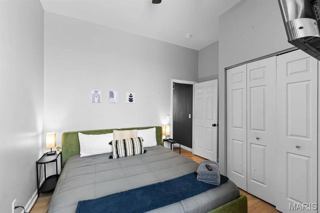 2608 S 11th Street, St Louis, MO 63118