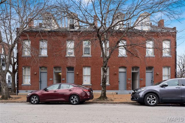 2608 S 11th Street, St Louis, MO 63118