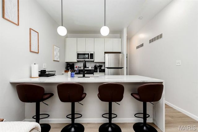 2608 S 11th Street, St Louis, MO 63118