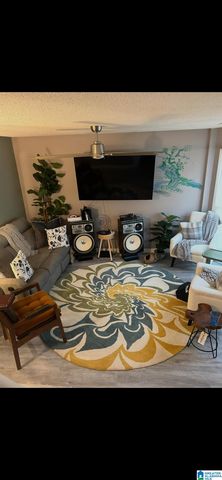 5073 FALLING CREEK LANE, Birmingham, AL 35235