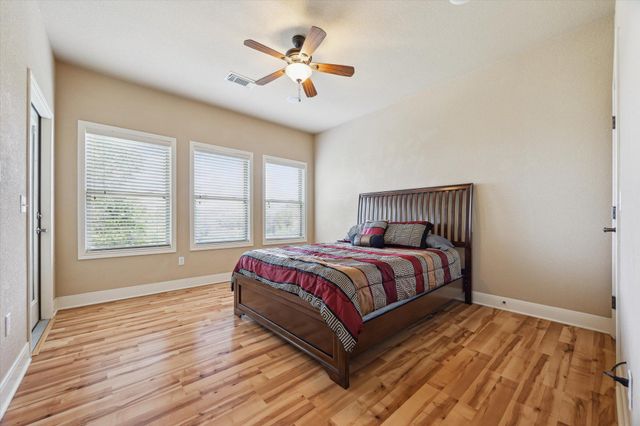 1889 Rush CRK, Canyon Lake, TX 78133