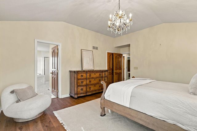 4909 Saint Andrews Circle, Westerville, OH 43082