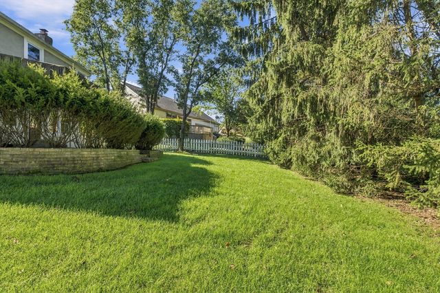 4909 Saint Andrews Circle, Westerville, OH 43082
