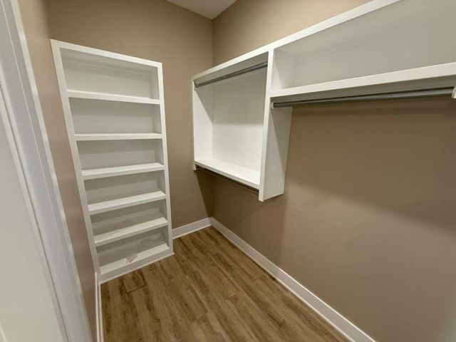 5174 N Toben Dr, Bel Aire, KS 67226