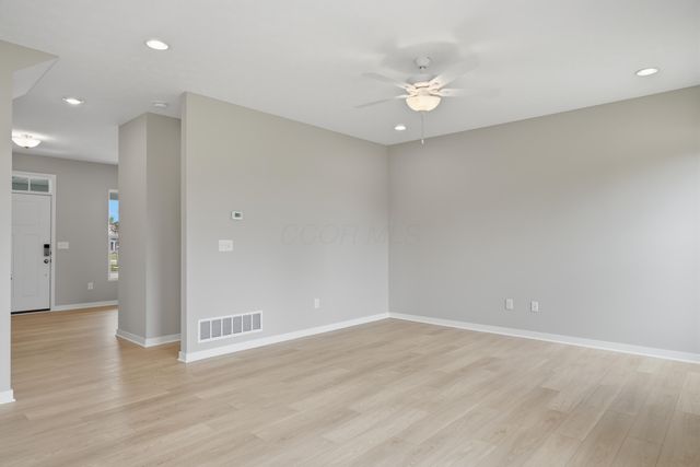1134 Jeffrey Lane, Grove City, OH 43123