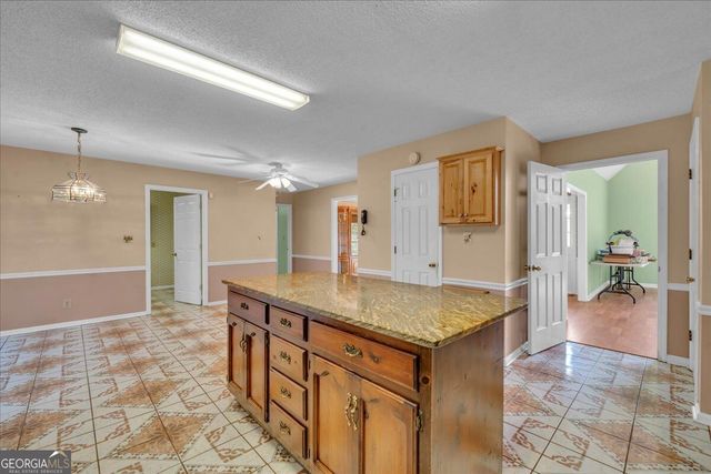 105 Julies Circle, Perry, GA 31069