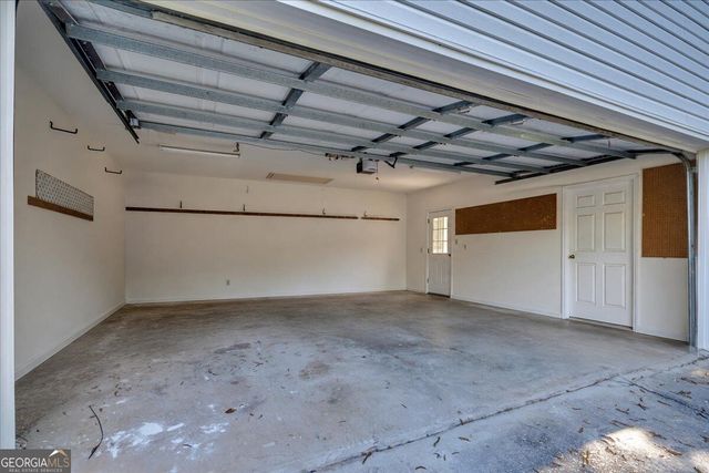 105 Julies Circle, Perry, GA 31069