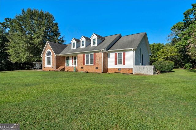 105 Julies Circle, Perry, GA 31069