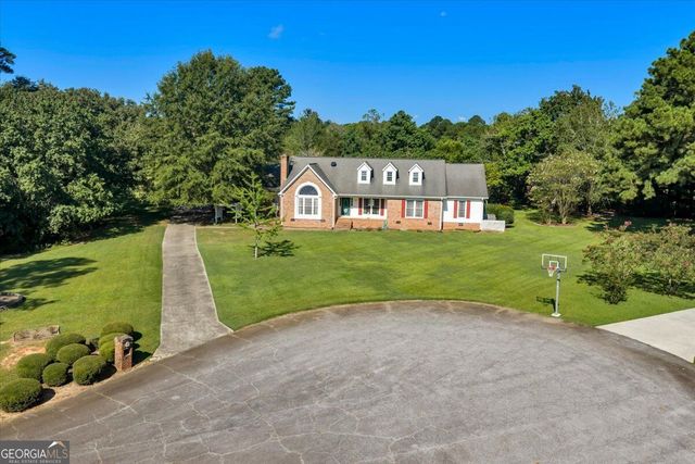 105 Julies Circle, Perry, GA 31069