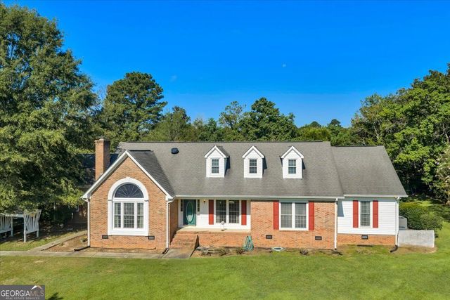 105 Julies Circle, Perry, GA 31069