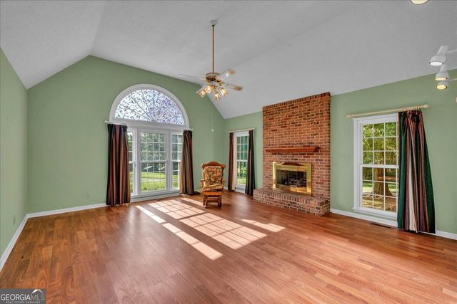 105 Julies Circle, Perry, GA 31069