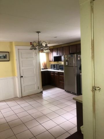 61 Maple Ave, East Bridgewater, MA 02333