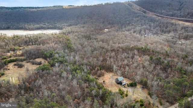 1929 LAKE FERNDALE DR, Levels, WV 25431