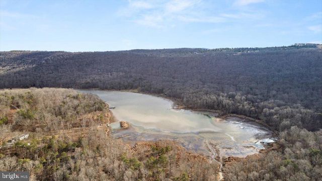 1929 LAKE FERNDALE DR, Levels, WV 25431