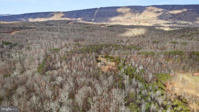 1929 LAKE FERNDALE DR, Levels, WV 25431