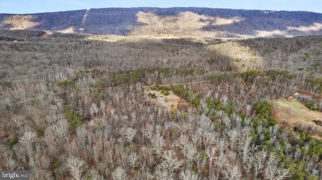 1929 LAKE FERNDALE DR, Levels, WV 25431
