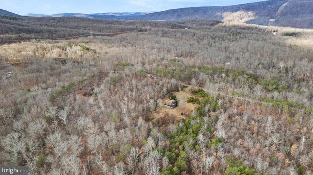 1929 LAKE FERNDALE DR, Levels, WV 25431