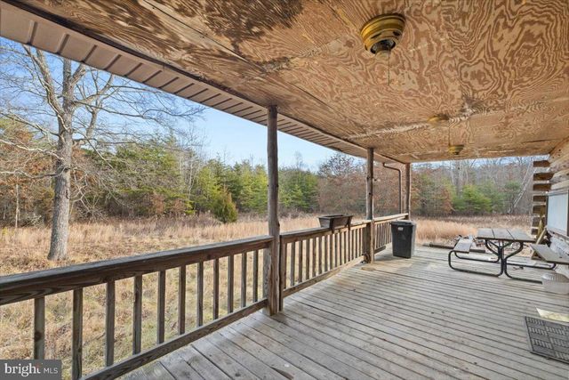 1929 LAKE FERNDALE DR, Levels, WV 25431