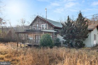 1929 LAKE FERNDALE DR, Levels, WV 25431