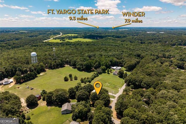 483 Whispering Oaks Drive, Statham, GA 30666