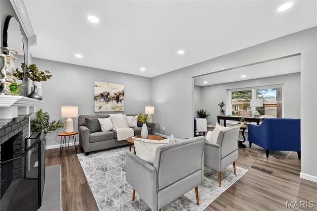 12050 Maidstone Court, St Louis, MO 63033