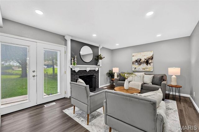 12050 Maidstone Court, St Louis, MO 63033