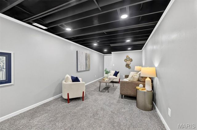 12050 Maidstone Court, St Louis, MO 63033