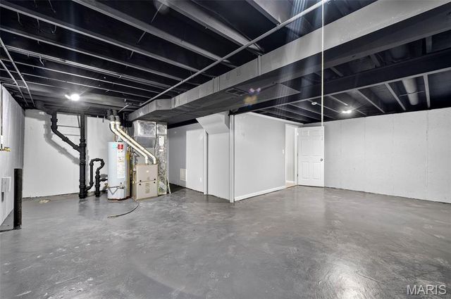 12050 Maidstone Court, St Louis, MO 63033
