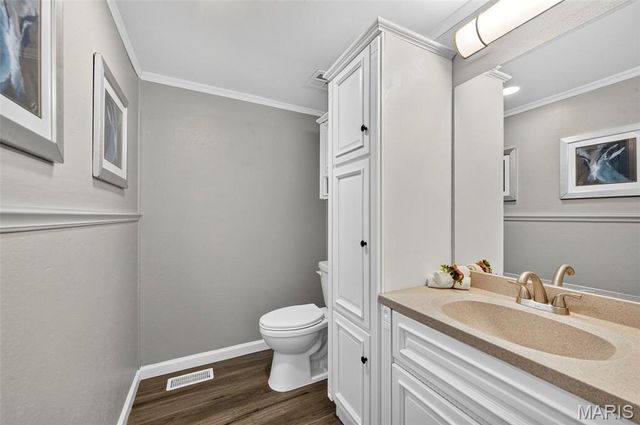 12050 Maidstone Court, St Louis, MO 63033