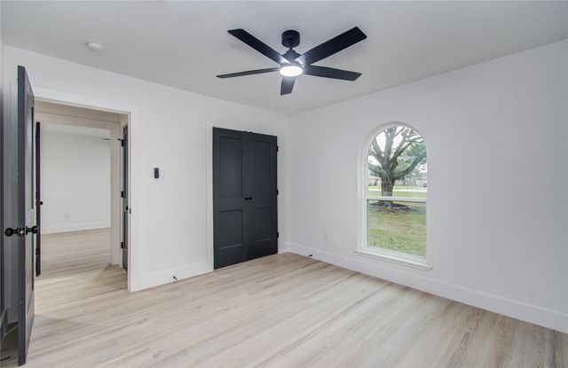 12011 Cherry Point Drive, Mont Belvieu, TX 77535