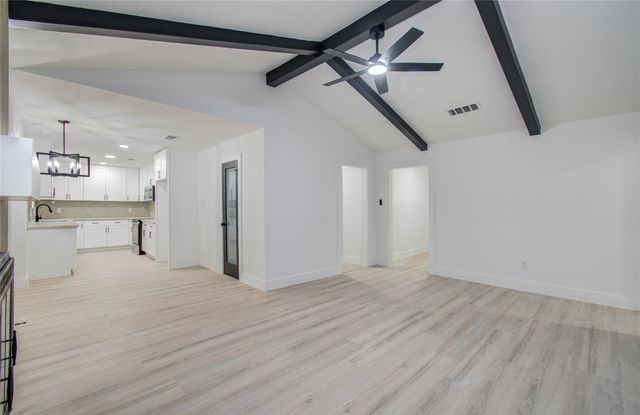 12011 Cherry Point Drive, Mont Belvieu, TX 77535