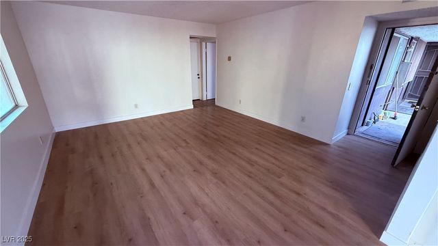 1405 Vegas Valley Drive 326, Las Vegas, NV 89169