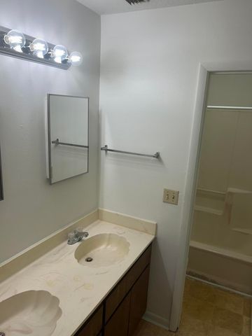 122 NE Opp Boulevard, Fort Walton Beach, FL 32548