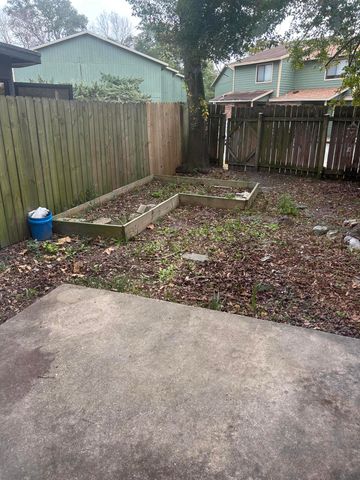 122 NE Opp Boulevard, Fort Walton Beach, FL 32548