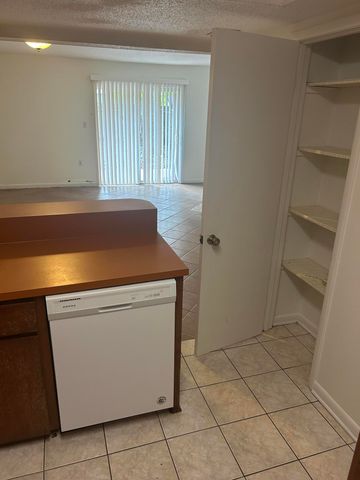 122 NE Opp Boulevard, Fort Walton Beach, FL 32548