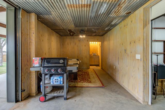 16415 County Rd 2040, Lubbock, TX 79423