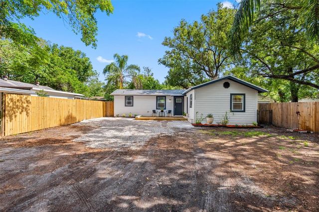 1208 E CHILKOOT AVENUE, Tampa, FL 33612