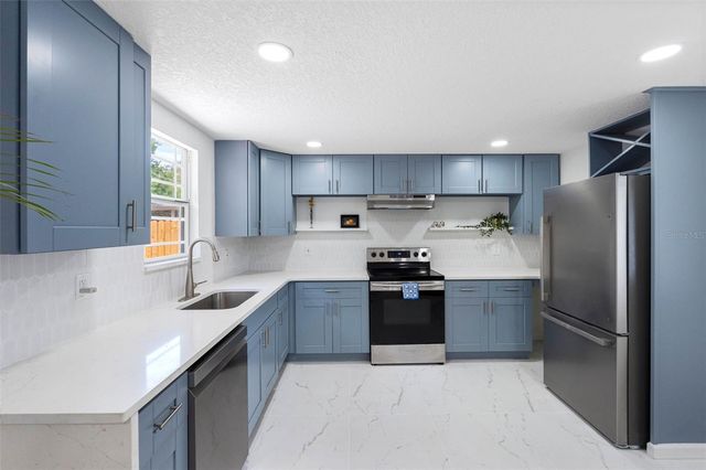 1208 E CHILKOOT AVENUE, Tampa, FL 33612