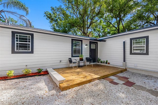 1208 E CHILKOOT AVENUE, Tampa, FL 33612
