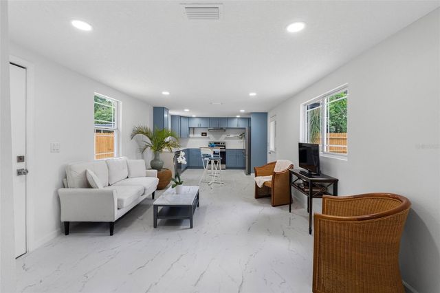 1208 E CHILKOOT AVENUE, Tampa, FL 33612