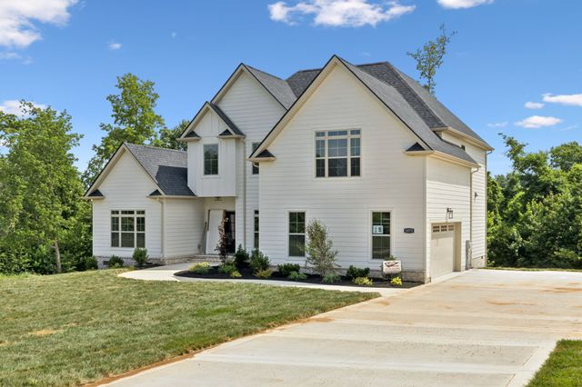 1075 Linder Ridge Drive, Woodlawn, TN 37191
