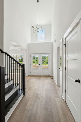 1075 Linder Ridge Drive, Woodlawn, TN 37191