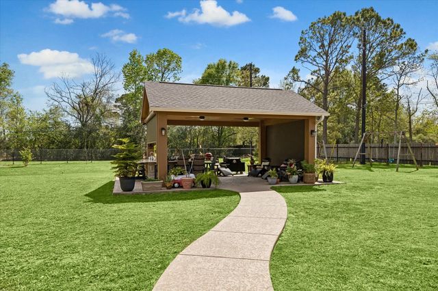 119 Spanish Trace Street, Crosby, TX 77532