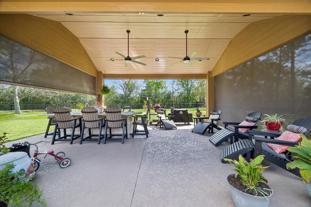 119 Spanish Trace Street, Crosby, TX 77532