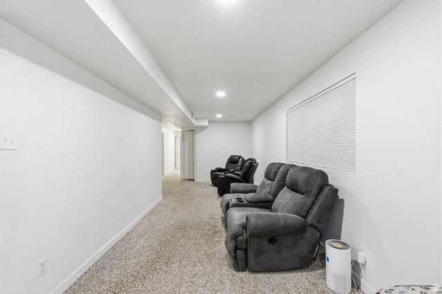 5586 W 10130 N, Highland, UT 84003