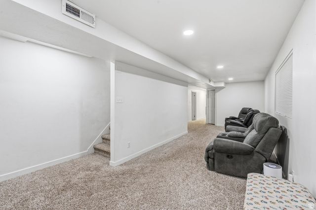5586 W 10130 N, Highland, UT 84003